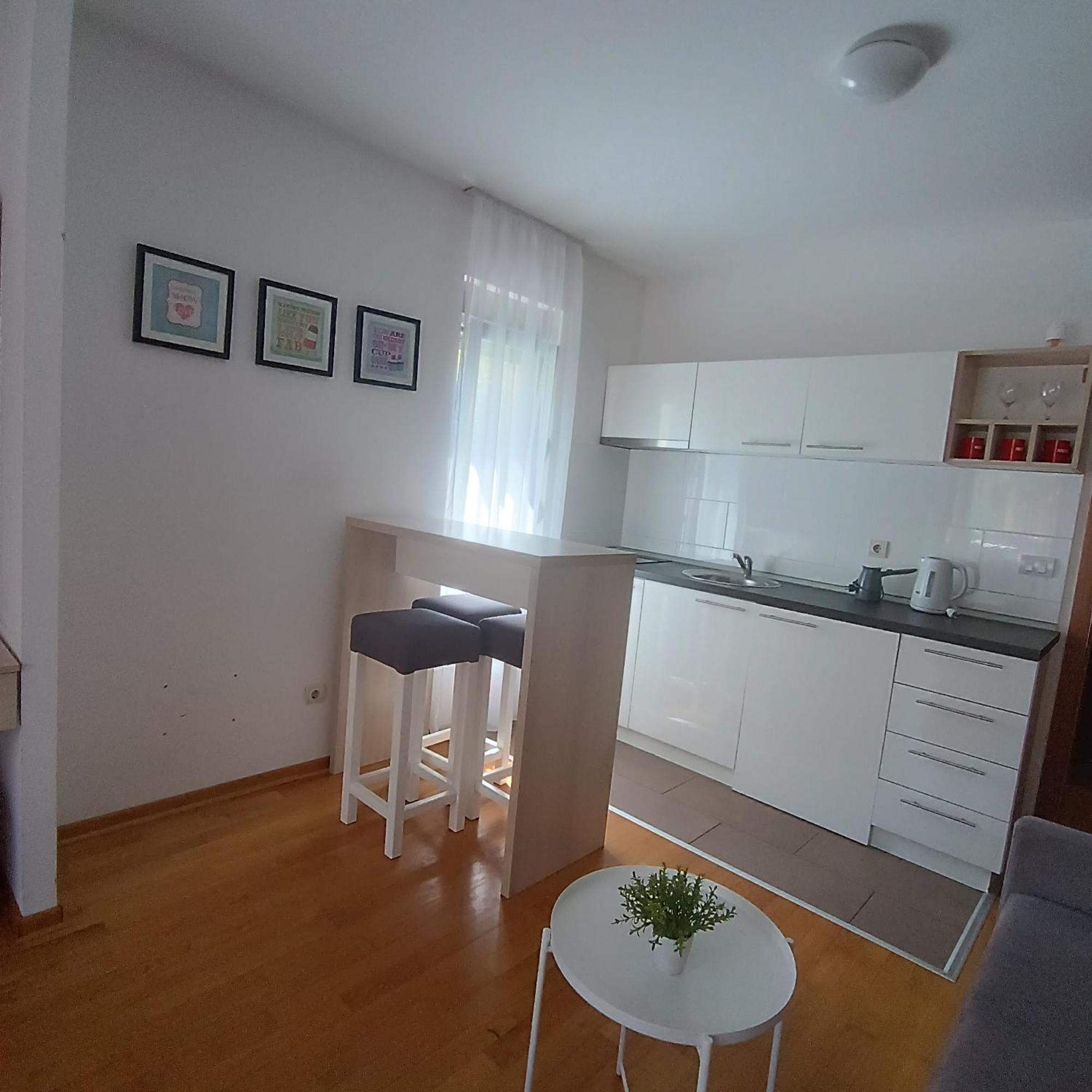 Apartments Karamarkovic Vrnjačka Banja Eksteriør billede